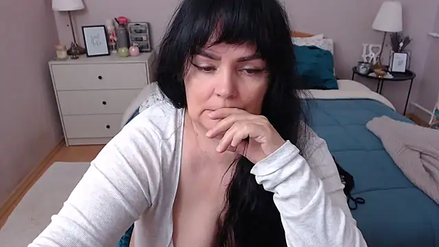 LeveMe2Nightt online show from 11-25-25, 01:11