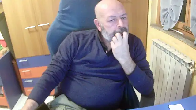 Tango128 online show from 11-14-25, 05:44