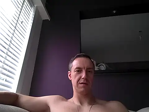 ploki2180 online show from 02-09-25, 03:01