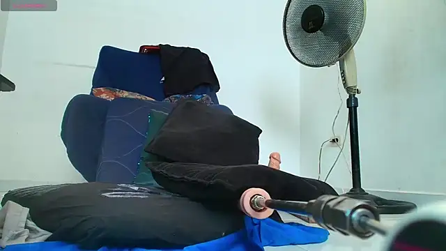 Snapshot of abigail_curvy chatting on 11-14-25, 02:27 abigail curvy online show from 11-14-25, 02:27