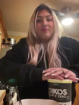 LittleMissEeve online show from 11-29-25, 11:52