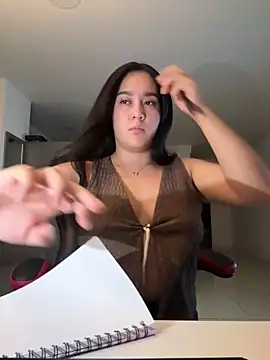 Nina lovi online show from 03-04-26, 12:38