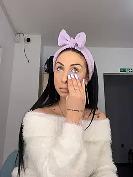 MeganHopeX online show from 01-15-25, 06:54