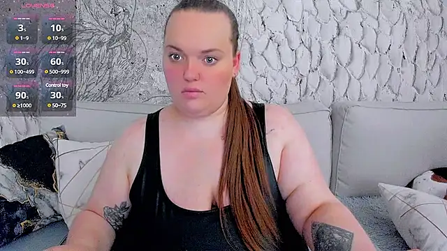 Snapshot of _MarryGirl_ chatting on 12-09-24, 02:45 MarryGirl online show from 12-09-24, 02:45