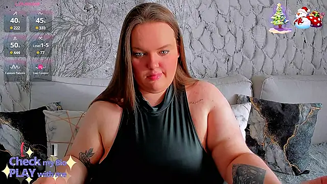 Snapshot of _MarryGirl_ chatting on 01-02-25, 08:39 MarryGirl online show from 01-02-25, 08:39