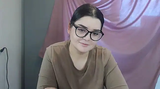 ohhhMie online show from 02-11-25, 07:44