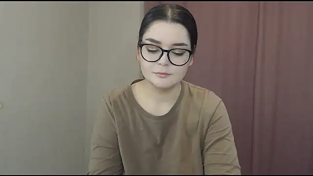 ohhhMie online show from 03-01-25, 10:10