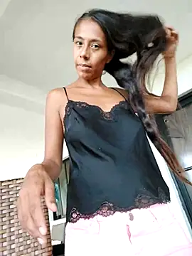 Luna-Natural online show from 12-13-25, 08:36