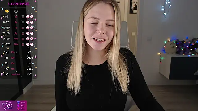 Snapshot of Emma_Bryan chatting on 12-11-24, 10:58 Emma Bryan online show from 12-11-24, 10:58