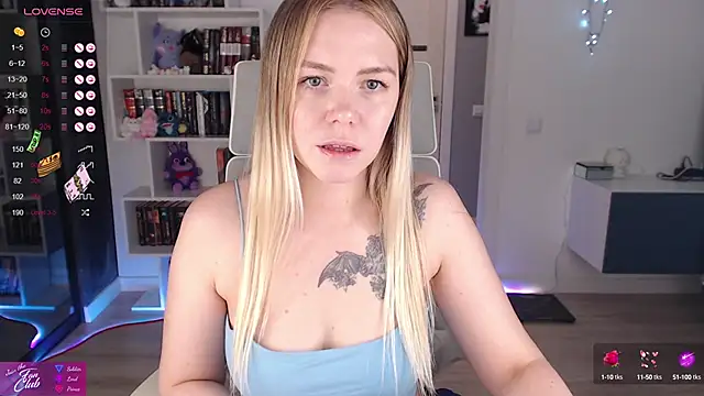 Snapshot of Emma_Bryan chatting on 09-20-25, 07:48 Emma Bryan online show from 09-20-25, 07:48