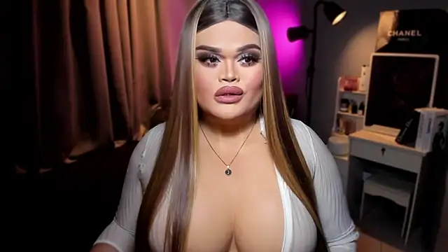 KarolinaThompson online show from 12-01-24, 04:29