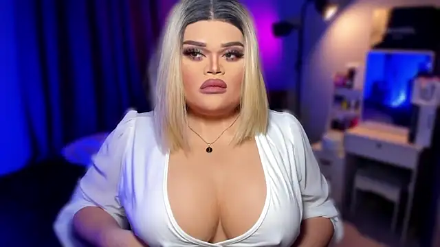 KarolinaThompson online show from 01-25-25, 07:06