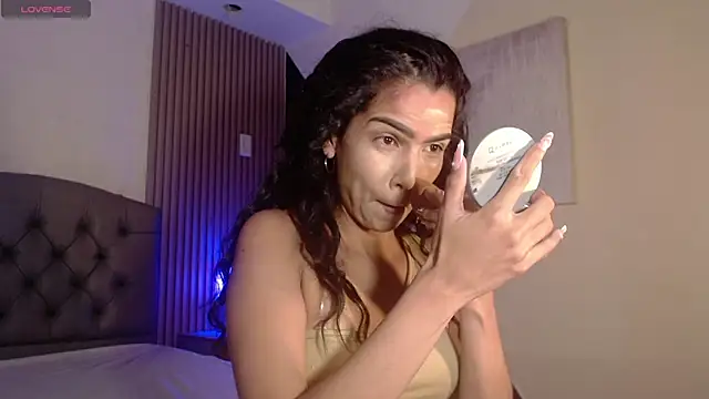 Snapshot of ximena_diaz chatting on 10-01-25, 08:48 ximena diaz online show from 10-01-25, 08:48