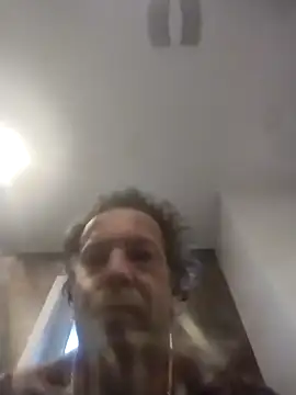 trucker1979 online show from 10-22-25, 08:19