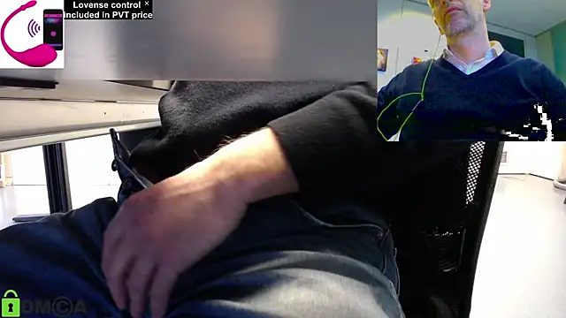 Snapshot of pliko chatting on 01-08-26, 09:11 pliko online show from 01-08-26, 09:11