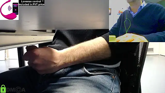 Snapshot of pliko chatting on 02-04-26, 09:37 pliko online show from 02-04-26, 09:37