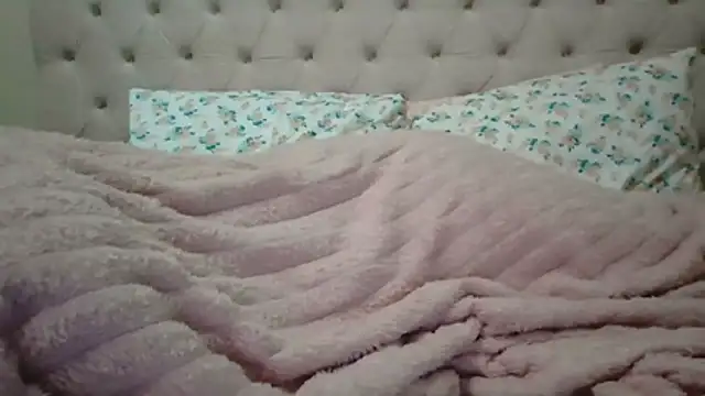 Snapshot of beautylovess chatting on 02-02-26, 09:30 beautylovess online show from 02-02-26, 09:30