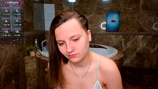 Snapshot of MelindaTin chatting on 01-16-26, 12:47 MelindaTin online show from 01-16-26, 12:47