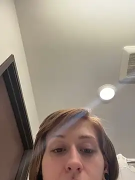 Snapshot of Venusgotdabooty chatting on 02-21-25, 01:22 Venusgotdabooty online show from 02-21-25, 01:22