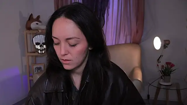 Snapshot of molly_marmalade_ chatting on 10-14-25, 02:07 molly marmalade  online show from 10-14-25, 02:07