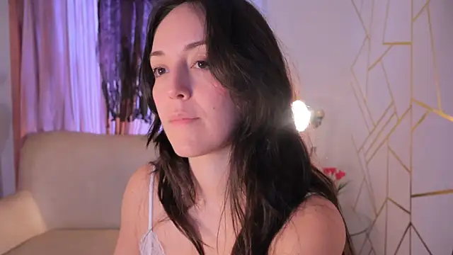 Snapshot of molly_marmalade_ chatting on 10-15-25, 01:33 molly marmalade  online show from 10-15-25, 01:33