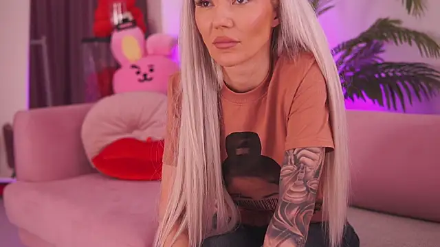 fallingangel online show from 01-31-25, 04:27