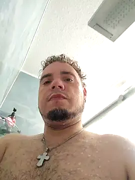 latinoflpr online show from 09-30-25, 03:22