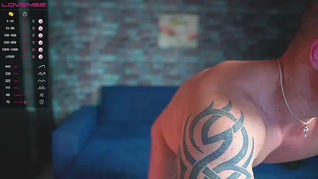 mark normal online show from 02-11-25, 10:39