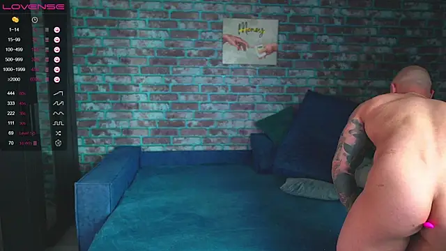 mark normal online show from 03-08-25, 02:34