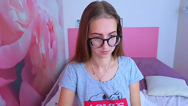 AliceAdams online show from 10-23-25, 06:45