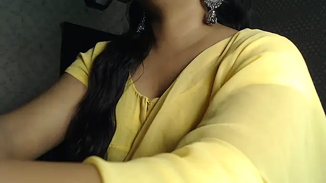 Snapshot of Indian_Anu chatting on 03-10-25, 04:57 Indian Anu online show from 03-10-25, 04:57