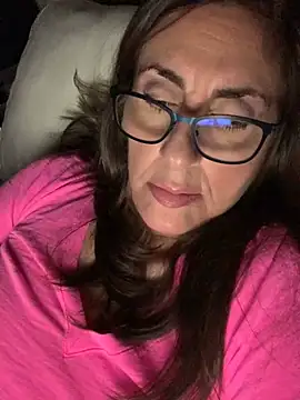 Snapshot of PreciousKittyXO chatting on 02-06-25, 05:51 PreciousKittyXO online show from 02-06-25, 05:51