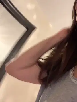 Snapshot of PreciousKittyXO chatting on 02-06-25, 09:17 PreciousKittyXO online show from 02-06-25, 09:17