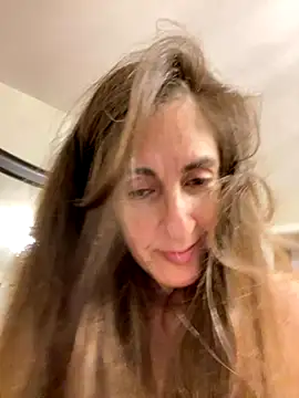 Snapshot of PreciousKittyXO chatting on 09-12-25, 12:22 PreciousKittyXO online show from 09-12-25, 12:22