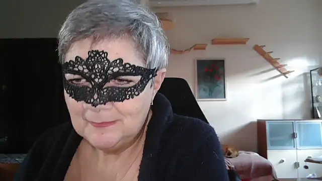 Snapshot of simona60 chatting on 12-21-24, 02:04 simona60 online show from 12-21-24, 02:04