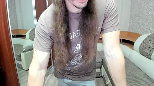 Marrymepls online show from 10-31-25, 01:34