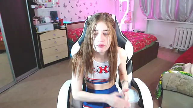 Kira honeyy online show from 01-29-25, 04:58