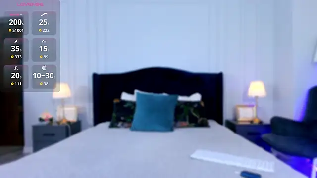 ElizzaBubble online show from 09-17-25, 11:06