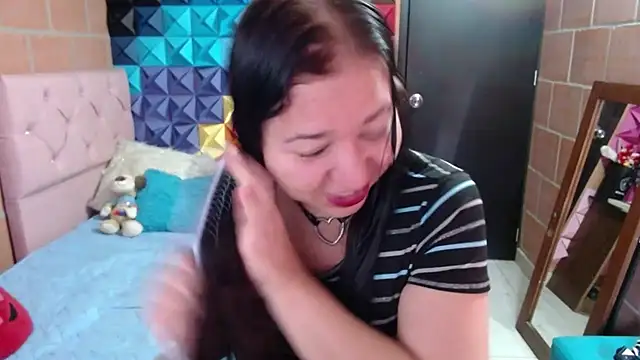 katifoxx online show from 02-08-25, 04:36