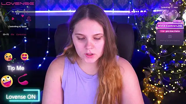 Snapshot of VinnaSky chatting on 12-09-24, 01:45 VinnaSky online show from 12-09-24, 01:45