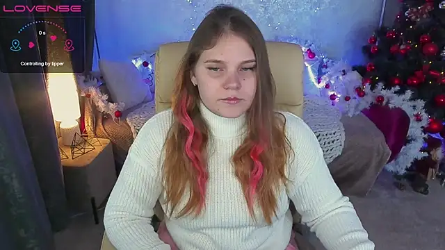 Snapshot of VinnaSky chatting on 01-06-25, 07:09 VinnaSky online show from 01-06-25, 07:09