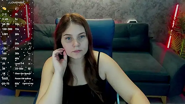 Snapshot of VinnaSky chatting on 11-24-25, 07:52 VinnaSky online show from 11-24-25, 07:52