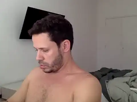 Snapshot of FelipeRiver chatting on 12-20-24, 01:22 FelipeRiver online show from 12-20-24, 01:22