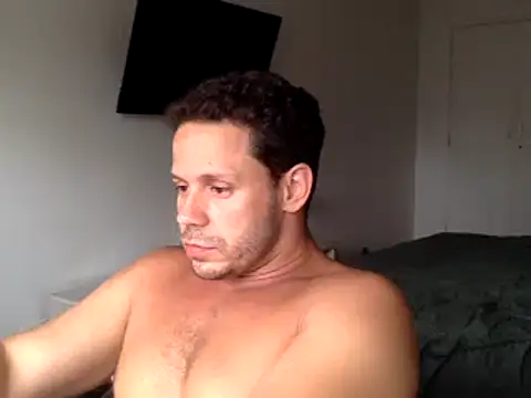 Snapshot of FelipeRiver chatting on 03-11-25, 07:25 FelipeRiver online show from 03-11-25, 07:25