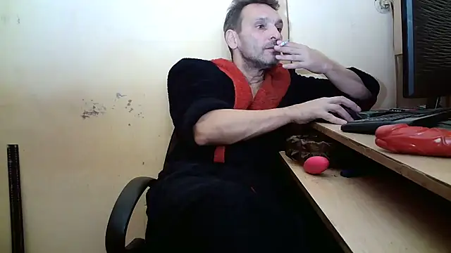 dundyFocus online show from 10-16-25, 02:29