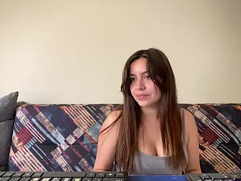 Snapshot of Jack_Emily1 chatting on 02-28-25, 04:31 Jack Emily1 online show from 02-28-25, 04:31