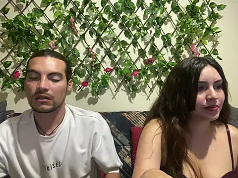 Snapshot of Jack_Emily1 chatting on 03-14-25, 01:16 Jack Emily1 online show from 03-14-25, 01:16