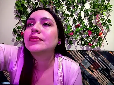 Snapshot of Jack_Emily1 chatting on 03-22-25, 11:53 Jack Emily1 online show from 03-22-25, 11:53