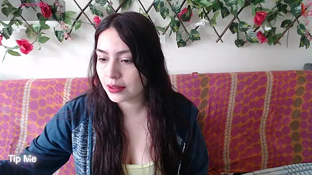 Snapshot of Jack_Emily1 chatting on 09-27-25, 04:12 Jack Emily1 online show from 09-27-25, 04:12
