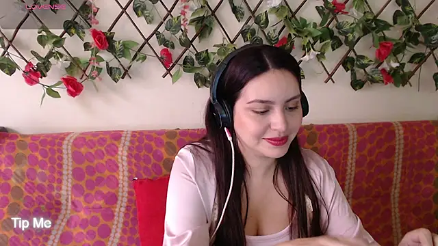 Snapshot of Jack_Emily1 chatting on 09-30-25, 06:02 Jack Emily1 online show from 09-30-25, 06:02
